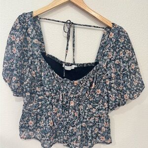 Astr Floral Print Puff Sleeve Blouse size L
